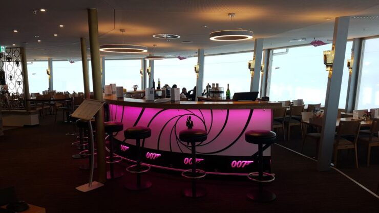 007 Elegance: Private Tour to Schilthorn From Interlaken - Tour Highlights and Scenic Views