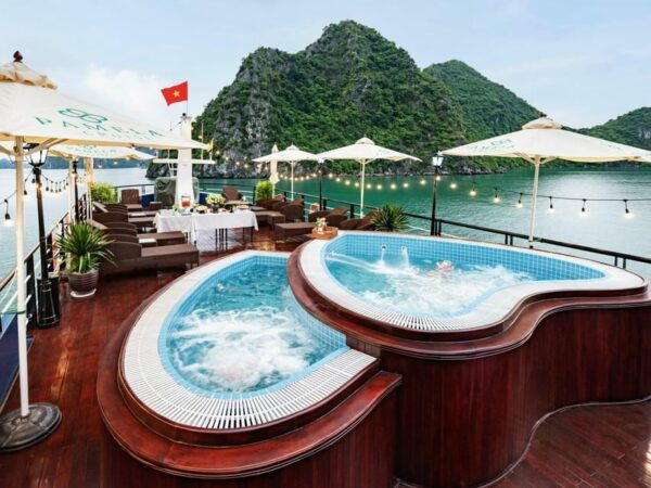 07 Hours Explore Halong Bay on Pamela Luxury Cruises - Customer Feedback