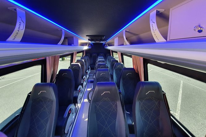 1-15 Persons Taxi or Bus Transfer Amsterdam Airport to Assen - Booking Details