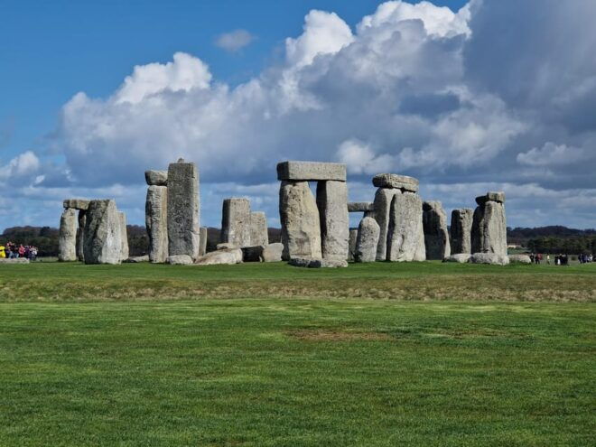 1/2 Day Tour to Stonehenge - Tour Experience and Features