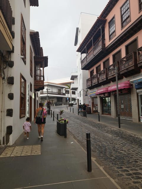 1-2 Hour Walking Route Through Puerto De La Cruz, Tenerife - Visiting the Church of Nuestra Señora De La Peña De Francia