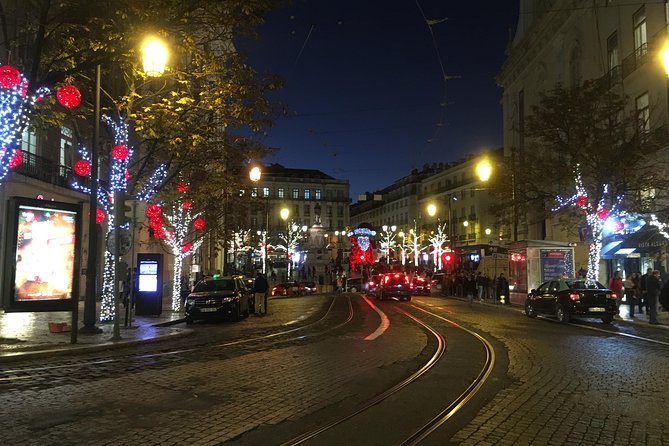 1.30Hour Lisbon Street Christmas Lights Tour - Private Tuk - End Point and Highlights
