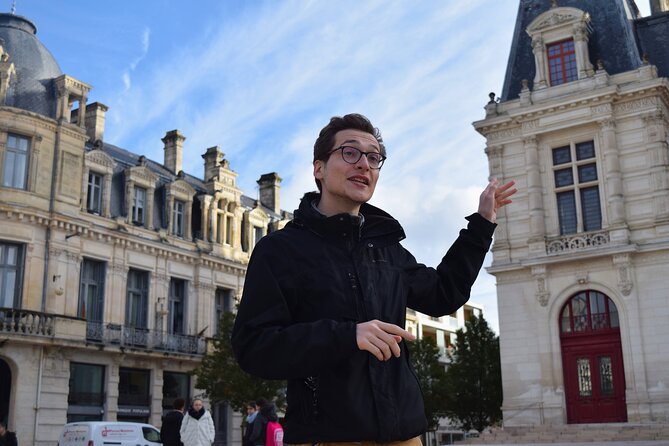 1.5 Hour Guided Tour in Poitiers - Unveiling Poitiers Rich Cultural Heritage