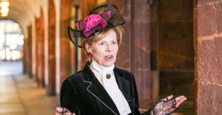1.5-Hour Historical Tour of Leipzig With Costumed Guide - Tour Duration and Guide Language