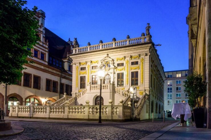 1.5-Hour Historical Tour of Leipzig With Costumed Guide - Cancellation Policy and Payment Options