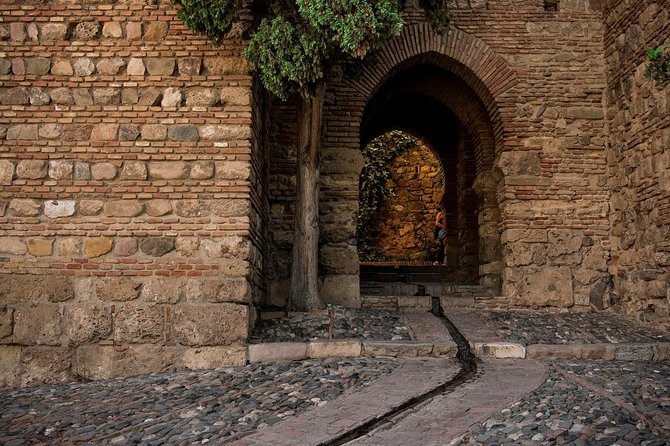 1.5-Hour Roman Theater and Alcazaba Castle Walking Tour - Traveler Photos and Reviews