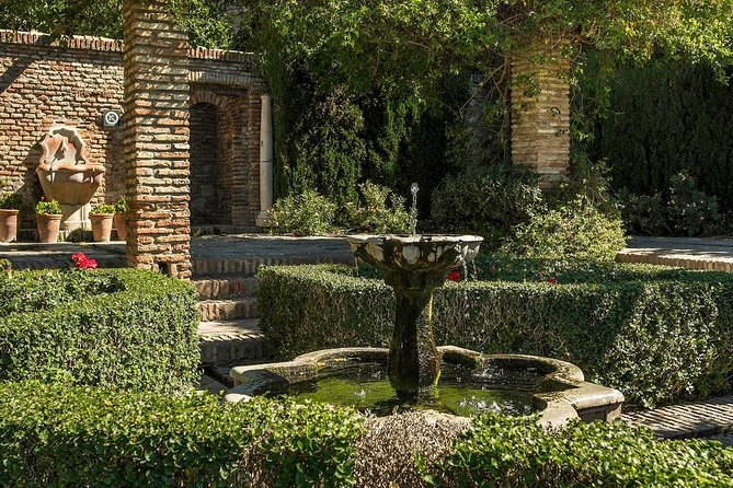 1.5-Hour Roman Theater and Alcazaba Castle Walking Tour - Directions