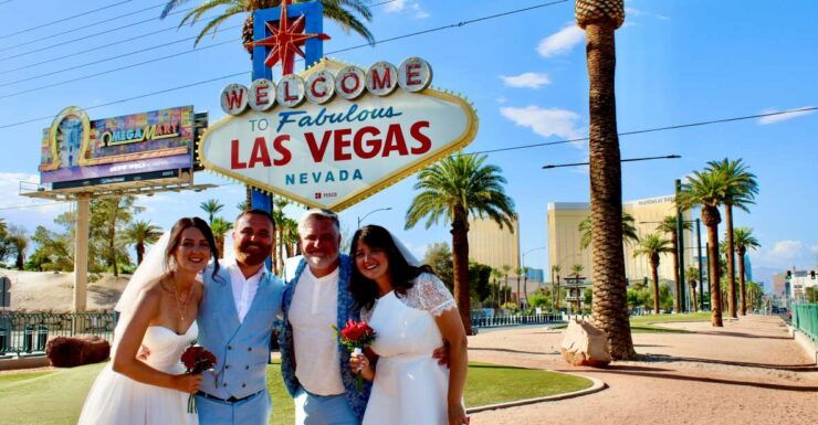 1.5 Hr Las Vegas Strip Limo Tour With Champagne and Photos - Pickup Options