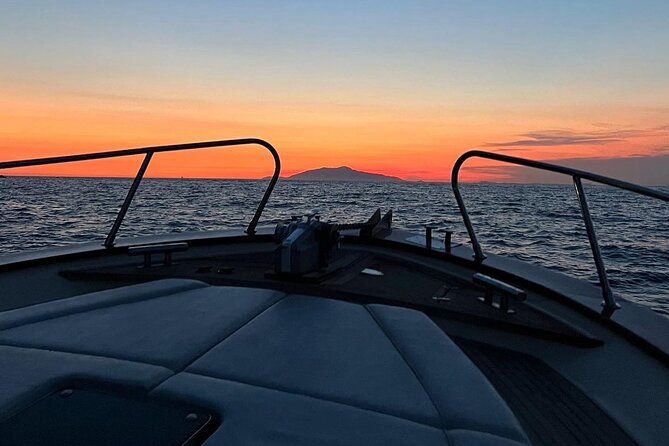 1.5 Hrs Shared Sunset Trip With Drinks and Snacks Frm Positano - Common Questions