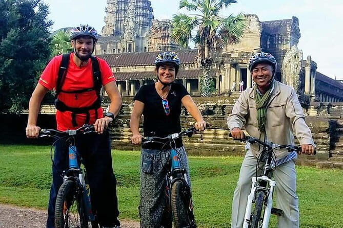 1-Day Angkor Wat Cycling Tour: Scenic Bike Adventure in Siem Reap - Good To Know