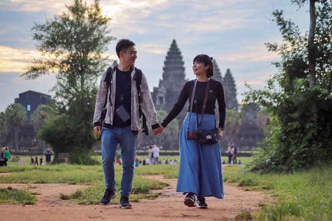 1-Day Angkor Wat Tour by Private Transport - Private Transport & Amenities