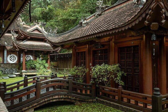 1 Day Dia Tang Phi Lai, Cay Thi Pagoda and Trang An Complex Tour - Discovering the Wonders of Trang An Grottoes