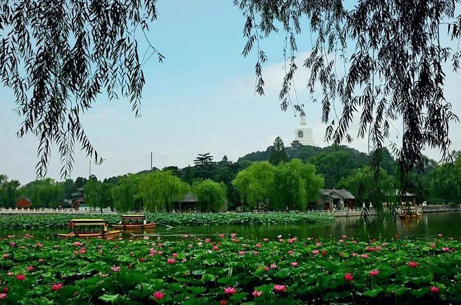 1-Day Emperors Tour in Bejing: Forbidden City, Beihai Park, Jingshan and Hutong - FAQ