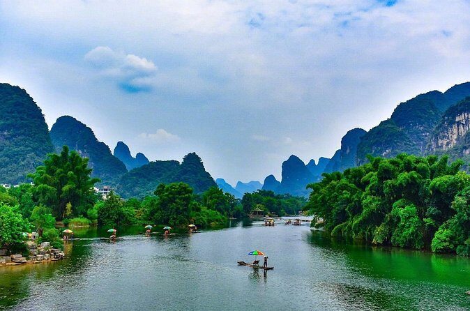 1-Day Guilin Tour to Reed Flute Cave, Bamboo Boat and Night Show - FAQ