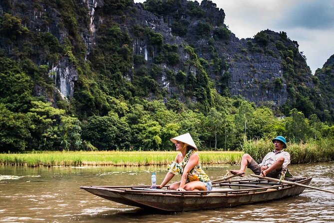 1-Day Hoa Lu Ancient Capital and Boat Trip in Tam Coc From Hanoi - Indulge in Tam Cocs Natural Beauty