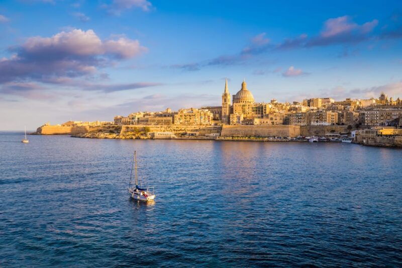 1-Day Hop-On Hop-Off Bus + Harbour Cruise (CMO) - Good To Know