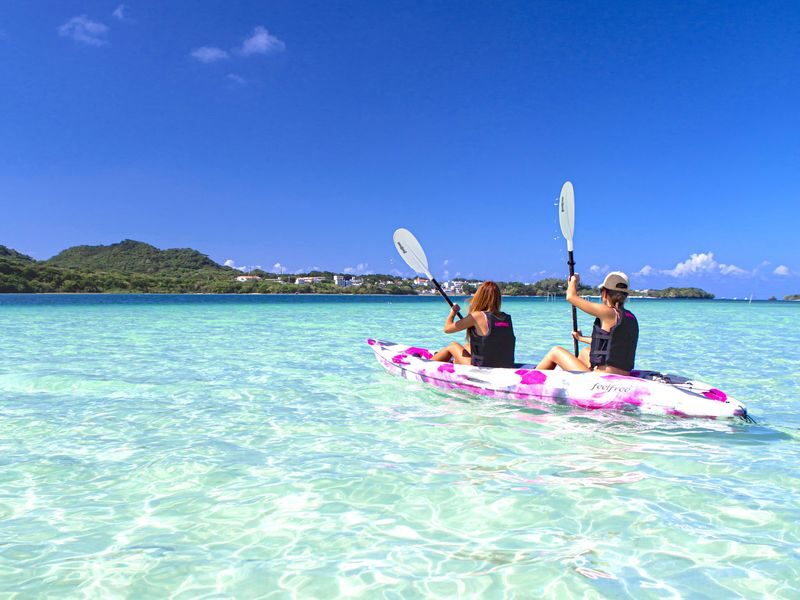 1 Day / Ishigaki Island: Phantom Island (Hamajima) Landing & Snorkeling & Kabira Bay SUP / Canoe (Okinawa) - Kabira Bay offers a calmer paddle