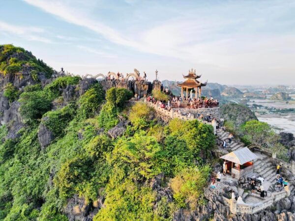 1 Day Luxury Tour in Bai Dinh, Trang An and Mua Cave - Frequently Asked Questions