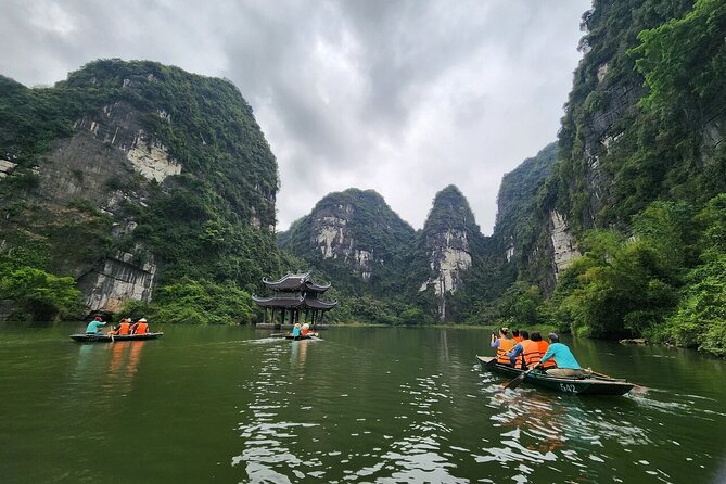 1 Day Luxury Tour in Bai Dinh, Trang an and Mua Cave From Hanoi - Inclusions and Exclusions
