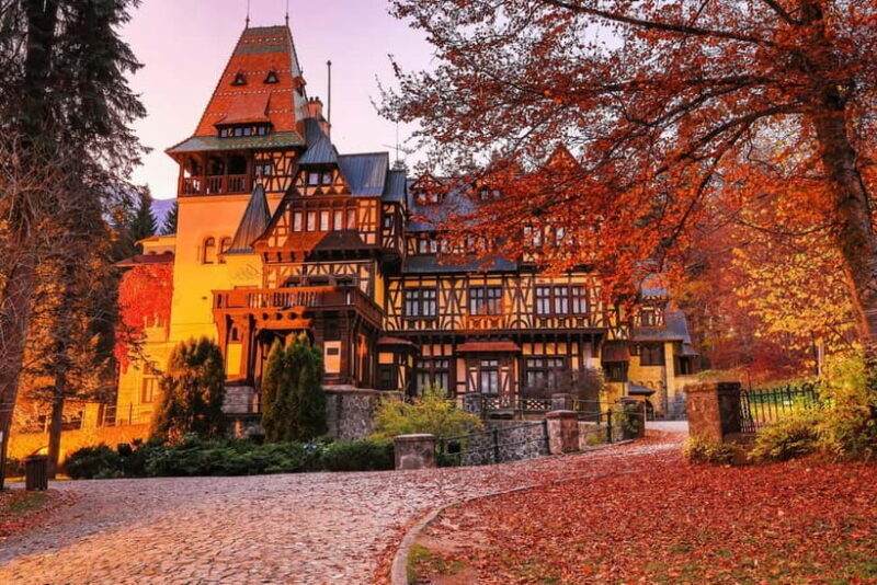 1-Day Minivan Tour 3 Castles : Draculas Peles & Wednesday - The Sum Up