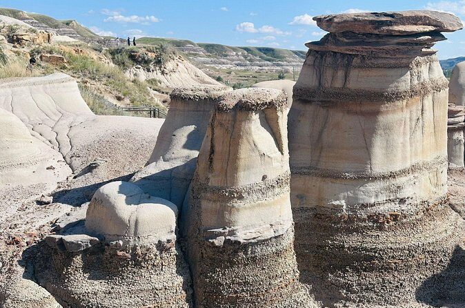 1 Day of Dinosaurs and Hoodoos From Calgary to the Drumheller - The Sum Up