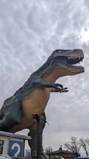 1 Day of Drumheller Dinosaurs and Badlands Guided Tour - FAQ
