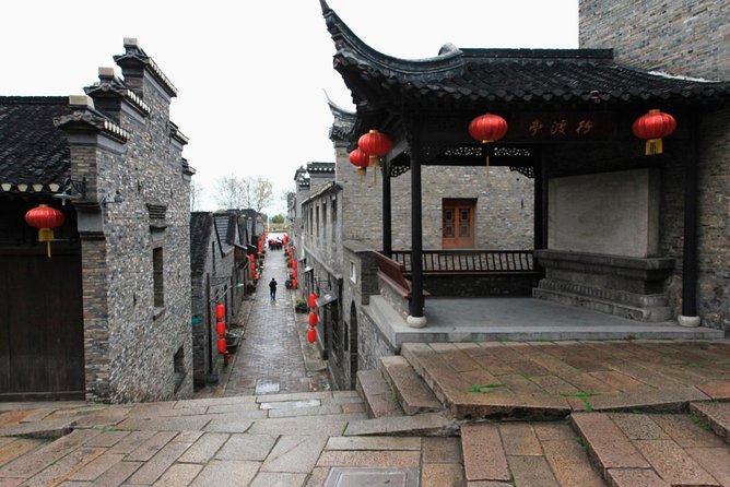 1-Day Panda Base and Huanglongxi Old Town Private Tour From Chengdu - Tour Highlights