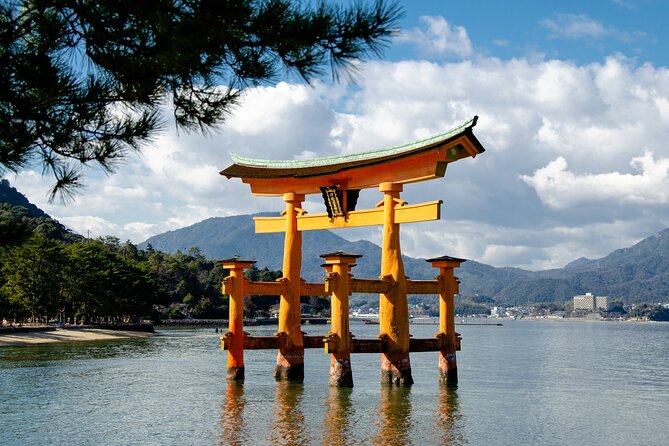 1-Day Private Sightseeing Tour in Hiroshima and Miyajima Island - Cultural Experiences