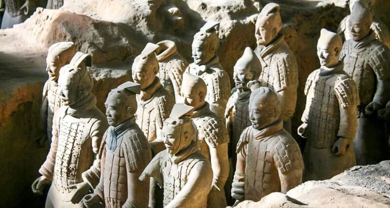 1 Day Private Tour to Terracotta Army & Huaqing Pool - Discovering Xian in a Day: Why This Tour Shines