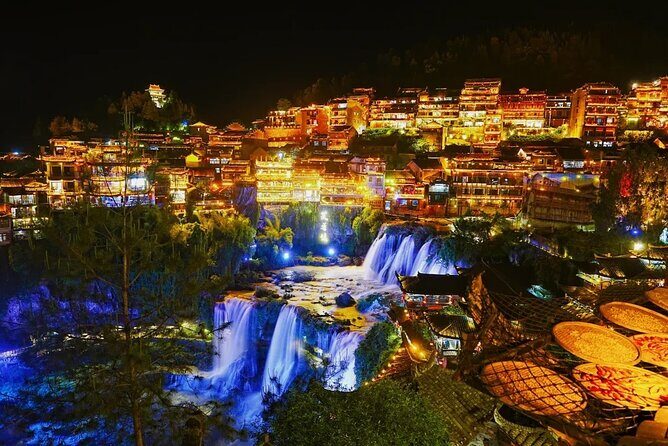 1-Day Private Tour to Tianmen Mountain & Furong Town Night Light - Good To Know