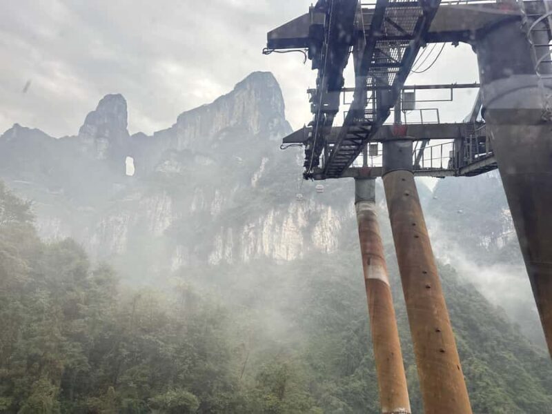 1-Day Private Tour to Tianmen Mountain & Glass Bridge - What to Expect from the Tour