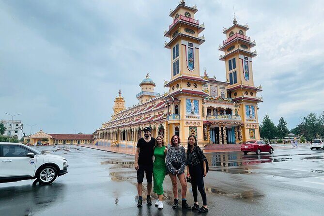 1-Day Tay Ninh Cao Dai Temple & Cu Chi Tunnels Tour - Exploring Vietnams Cultural and Historical Highlights in One Day