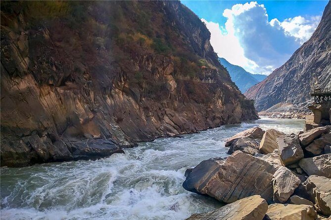1 Day Tiger Leaping Gorge Hiking Tour from Lijiang - Good To Know
