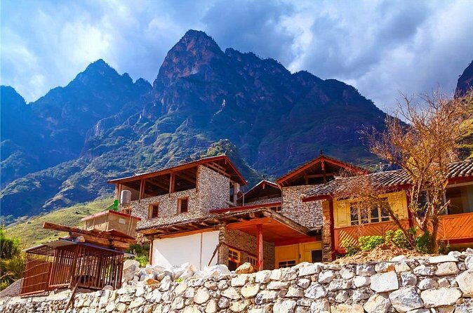 1 Day Tiger Leaping Gorge Hiking Tour from Lijiang - Practical Tips for Travelers