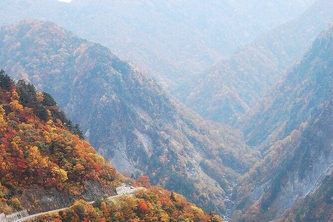 1 Day Tour from Kanazawa Tedori Gorge White Road and Shirakawa Go - Good To Know