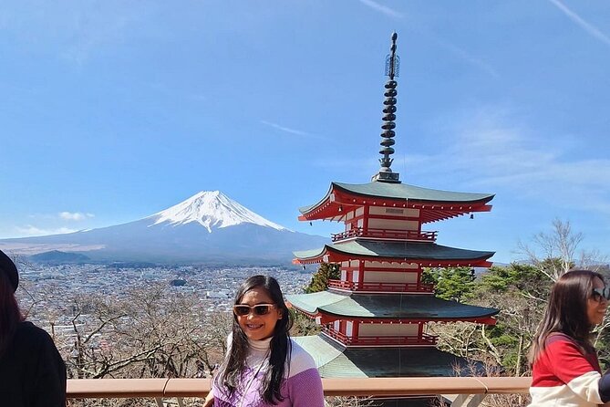 1 Day Tour Mt Fuji Lake Kawaguchiko English Speaking Driver Guide - Main Fuji Sights in One Day