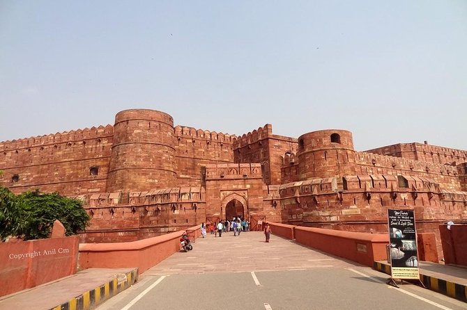 1 Day Tour to Agra From Delhi by Car With 5 Star Lunch - Tour Inclusions and Services