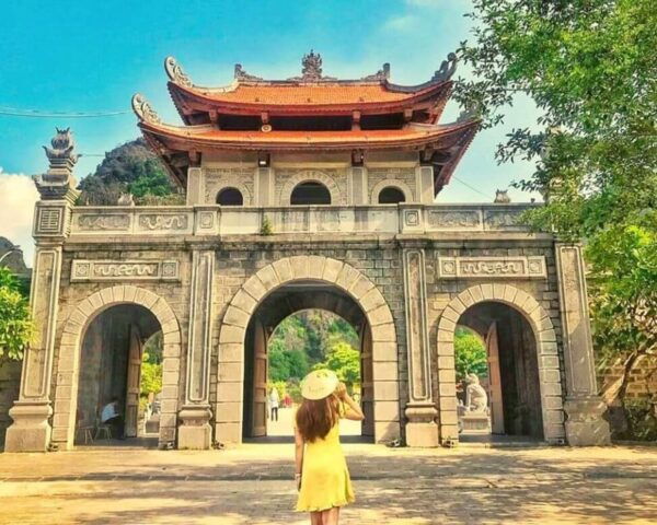 1 Day - Traveling Ninh Binh: Hoa Lu, Tam Coc, Hang Mua - Tips for Travelers