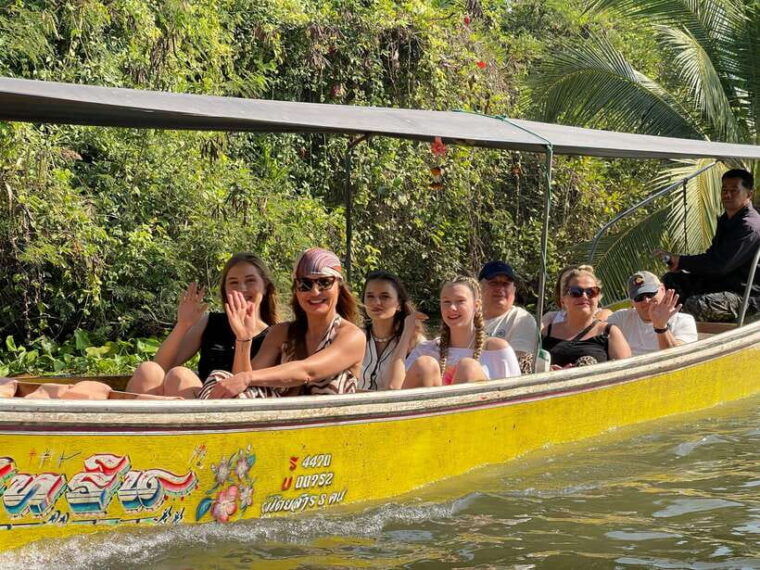 1-Day Trip: Floating Market & Railway Market by Toyota Camry - Damnoen Saduak Floating Market