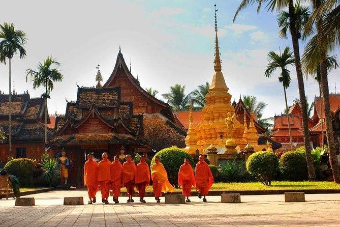 1 Day Xishuangbanna City Tour With Tropical Botanical Garden - Authentic Dining Experience