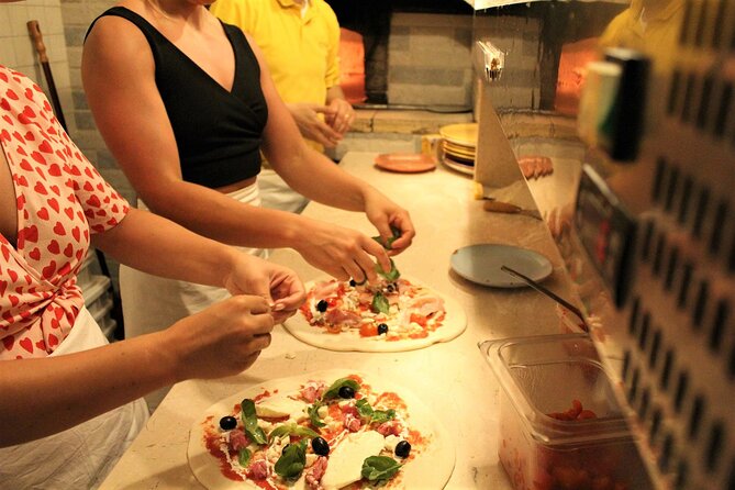 1-Hour & 20 Minutes Pizza Making Class Activity in Napoli - Overview and Details