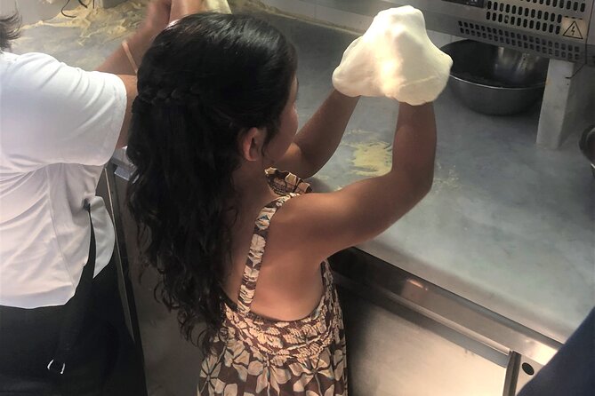 1-Hour & 20 Minutes Pizza Making Class Activity in Napoli - Inclusions