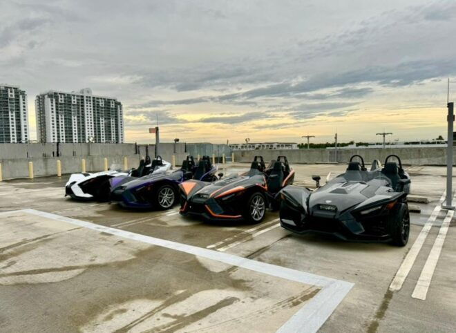 1 Hour & 30min Slingshot Rental Miami - Inclusions in the Rental Package