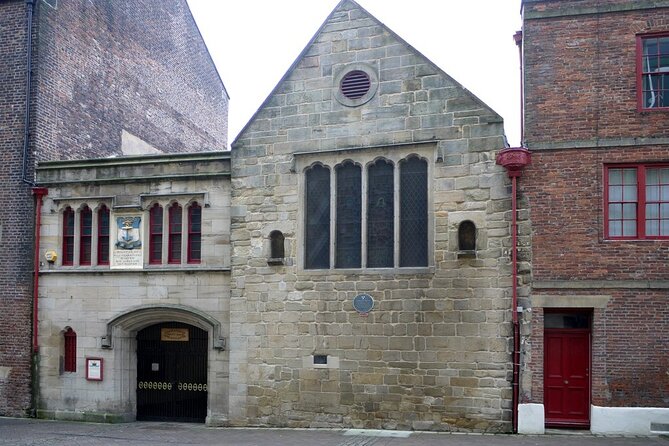 1-Hour and a Half Walking Guided Tour in Medieval Newcastle - Reviews