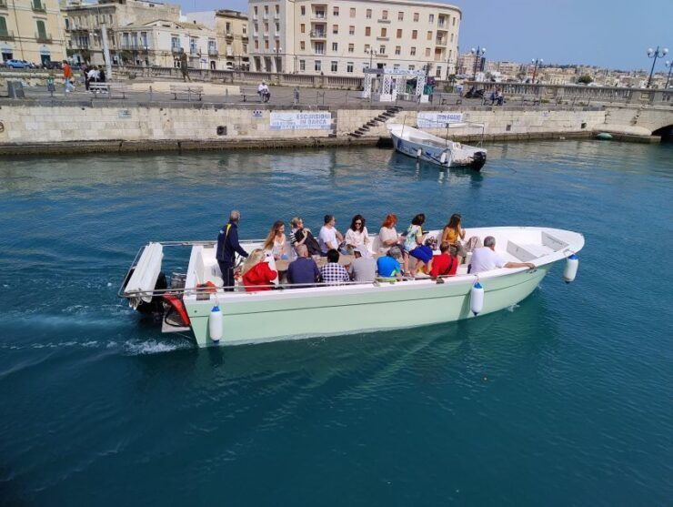 1-Hour Boat Tour of Ortigia, Sea Caves With Swimming Stop - Activity Description