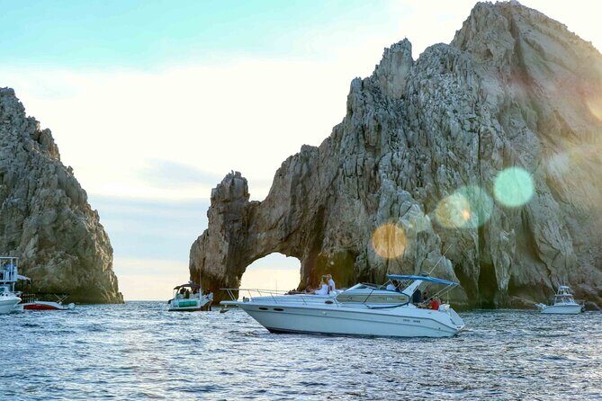 1 Hour Cabo Highlights on a 33ft Luxury Yacht - The Itinerary: What to Expect