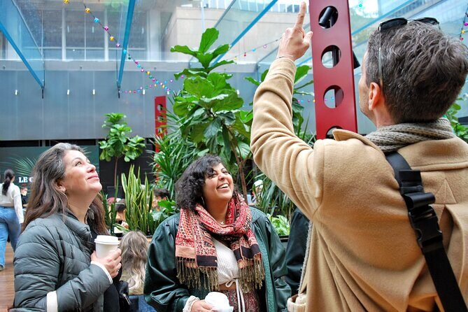 1 Hour Downtown Montreal Tour - In-Depth Look at the Downtown Montreal Tour