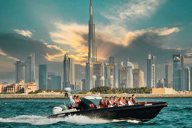 1-Hour Dubai Tour by Black Boat - The Sum Up
