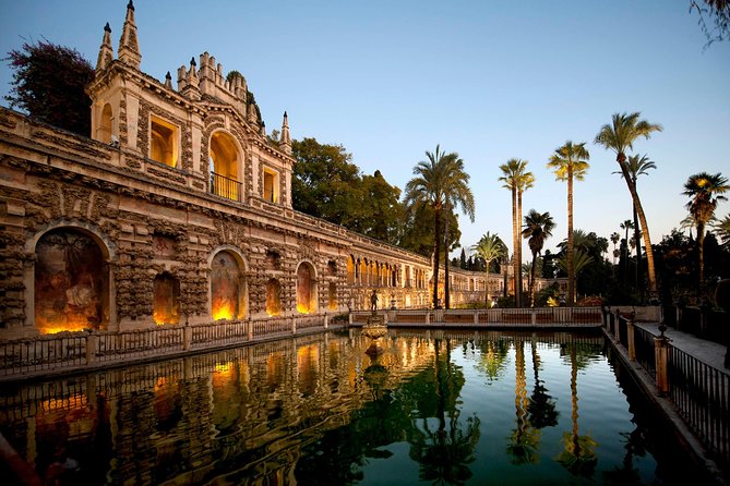 1-Hour Guided Tour of the Alcazar With Admission Included - Booking and Reservation