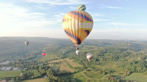 1-Hour Hot Air Balloon Flight Over Tuscany From Lucca - The Sum Up